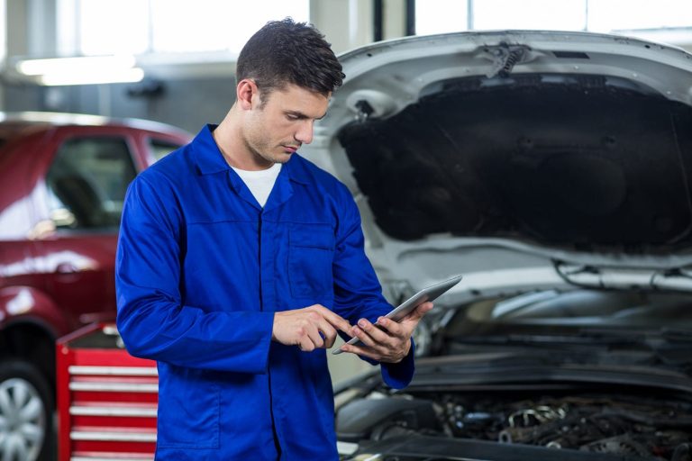 Why a Mobile Car Mechanic is Your Best Option for On-the-Go Repairs